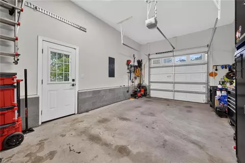 Entry Way - 1108 Shell Rd, Chesapeake, VA 23323 photo 10 of 10