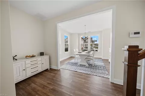 Entry Way - 4607 Longleaf Pl, Chesapeake, VA 23321 photo 5 of 7