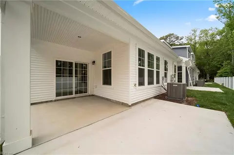 Exterior - 4607 Longleaf Pl, Chesapeake, VA 23321 photo 2 of 2