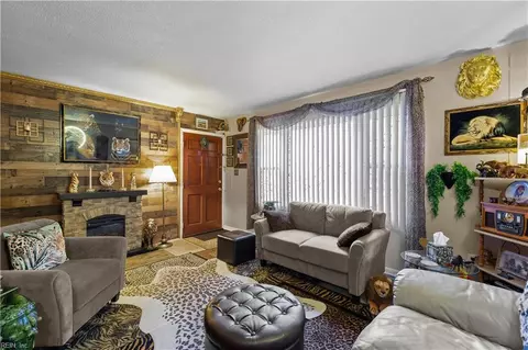 Living - 1303 Willnew Dr, Hampton, VA 23669 photo 1 of 3