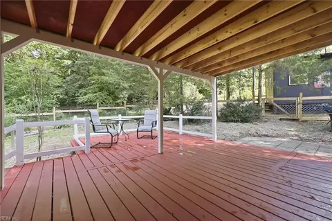 Exterior - 6499 Glenside Ct, Gloucester, VA 23061 photo 9 of 15
