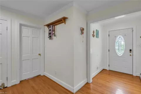 Entry Way - 409 Shoreline Dr, Hampton, VA 23669 photo 1 of 2