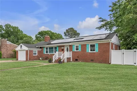 Exterior - 409 Shoreline Dr, Hampton, VA 23669 photo 9 of 10