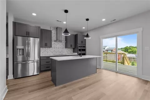 Kitchen - 439 Cooper St, Hampton, VA 23669 photo 1 of 3