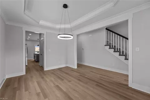 Entry Way - 439 Cooper St, Hampton, VA 23669 photo 2 of 5