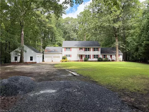1475 Cherry Grove Rd N, Suffolk, VA 23432