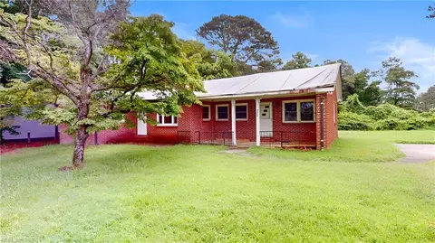 5856 Godwin Blvd, Suffolk, VA 23432
