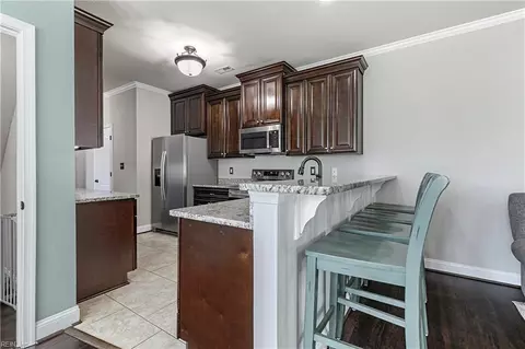 Kitchen - 7530 Villa Ct, Gloucester Point, VA 23062 photo 2 of 5