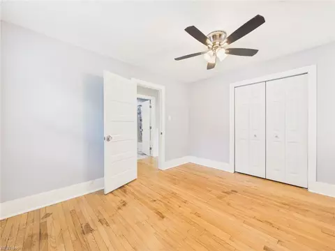 Bedroom - 125 Eggleston Ave, Hampton, VA 23669 photo 6 of 10