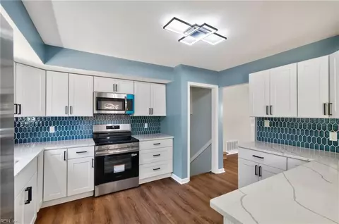 Kitchen - 825 Weymouth Ter, Hampton, VA 23666 photo 1 of 4