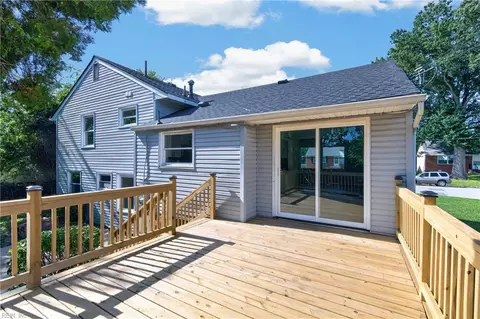 Exterior - 825 Weymouth Ter, Hampton, VA 23666 photo 4 of 6
