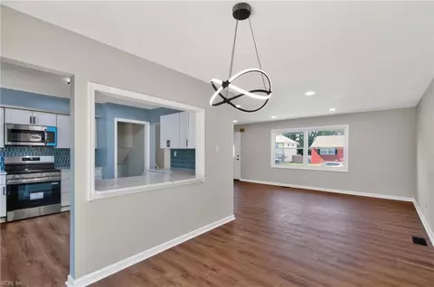 Living - 825 Weymouth Ter, Hampton, VA 23666 photo 3 of 5