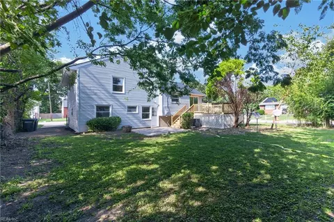 Exterior - 825 Weymouth Ter, Hampton, VA 23666 photo 5 of 6