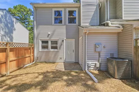 Exterior - 25 Corwin Cir, Hampton, VA 23666 photo 5 of 5