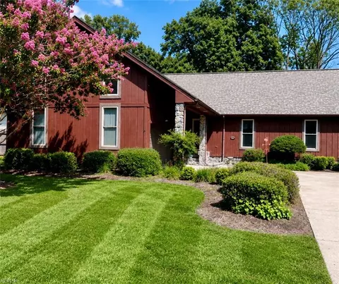 1132 Kittery Dr, Virginia Beach, VA 23464