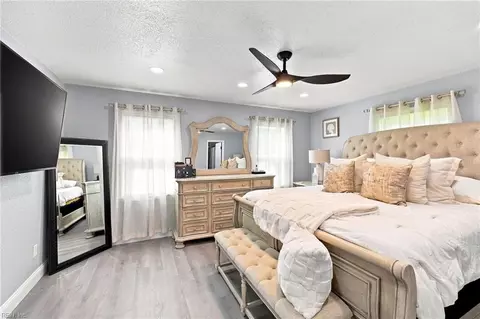 Bedroom - 147 Armstrong Dr, Hampton, VA 23666 photo 4 of 5