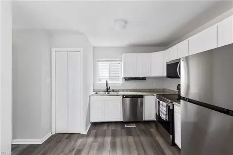 Other - 29 Ireland St, Hampton, VA 23663 photo 1 of 3