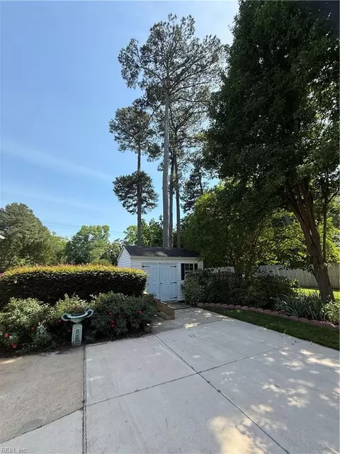 Exterior - 8776 Adams Dr E, Suffolk, VA 23433 photo 3 of 6