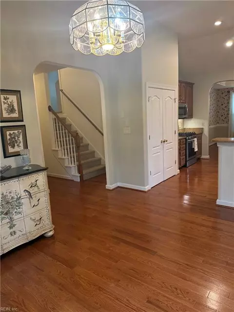 Entry Way - 8776 Adams Dr E, Suffolk, VA 23433 photo 3 of 7