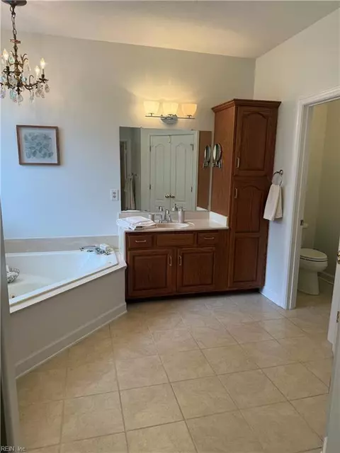 Bath - 8776 Adams Dr E, Suffolk, VA 23433 photo 2 of 3