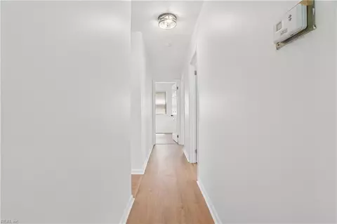 Entry Way - 38 Rendon Dr, Hampton, VA 23666 photo 3 of 3