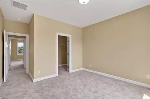 Bedroom - 24 Brough Ln, Hampton, VA 23669 photo 6 of 9