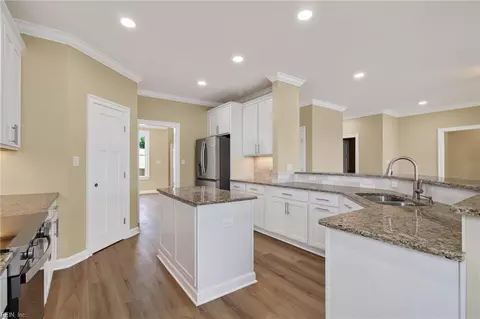 Other - 24 Brough Ln, Hampton, VA 23669 photo 2 of 11