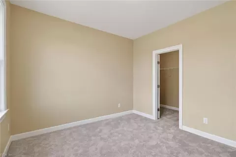 Bedroom - 24 Brough Ln, Hampton, VA 23669 photo 4 of 9