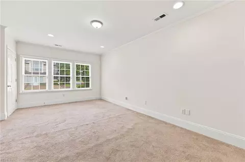 Living - 1 Loquat Pl, Hampton, VA 23666 photo 5 of 5