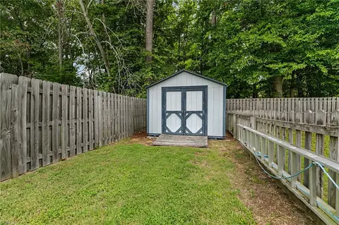 Exterior - 22 Charlene Loop, Hampton, VA 23666 photo 4 of 9
