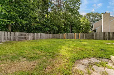Exterior - 22 Charlene Loop, Hampton, VA 23666 photo 5 of 9
