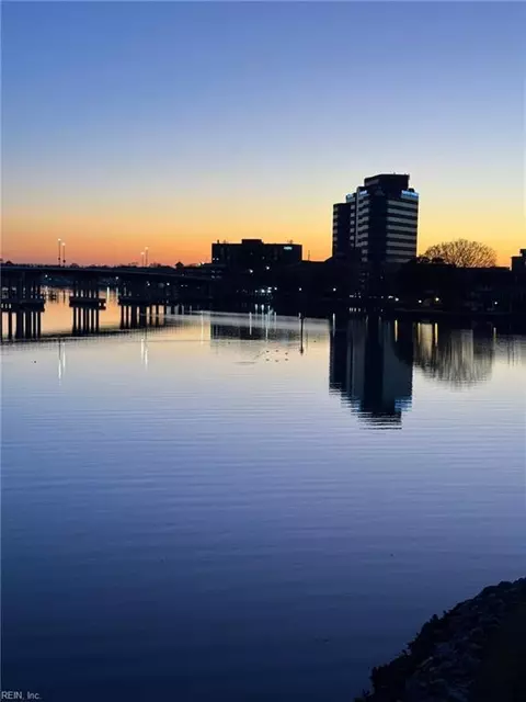 View/Area - 30 Brough Ln #307, Hampton, VA 23669 photo 6 of 13