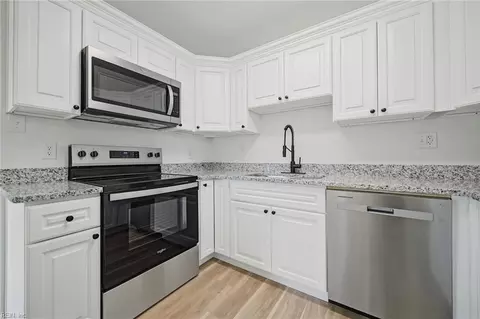 Kitchen - 1830 Beall Dr, Hampton, VA 23663 photo 1 of 1