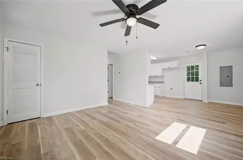 Living - 1830 Beall Dr, Hampton, VA 23663 photo 3 of 3