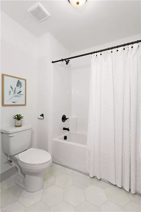 Bath - 316 Riverview Rd, Chesapeake, VA 23322 photo 6 of 6