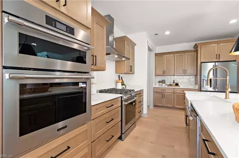 Kitchen - 316 Riverview Rd, Chesapeake, VA 23322 photo 2 of 4