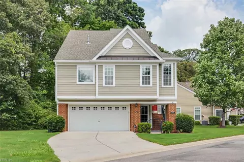 5448 Paperwhite Ln, Virginia Beach, VA 23455