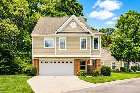 5448 Paperwhite Ln, Virginia Beach, VA 23455