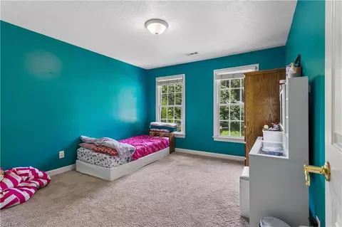 Bedroom - 20711 Creekside Dr, Smithfield, VA 23430 photo 2 of 4