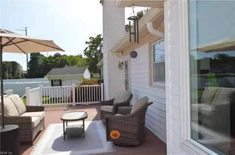Exterior - 940 Saddleback Trail Rd, Chesapeake, VA 23322 photo 3 of 5