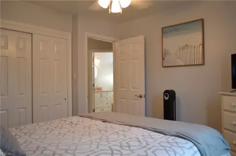 Bedroom - 940 Saddleback Trail Rd, Chesapeake, VA 23322 photo 3 of 4
