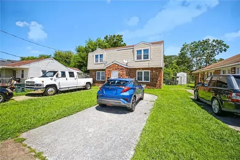 1518 Hemlock St, Norfolk, VA 23502