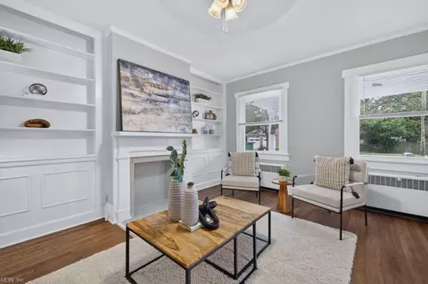 Living - 1103 Blair Ave, Hampton, VA 23661 photo 2 of 4