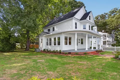 Exterior - 1103 Blair Ave, Hampton, VA 23661 photo 4 of 12