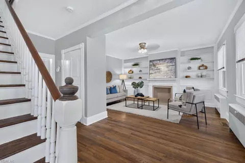 Entry Way - 1103 Blair Ave, Hampton, VA 23661 photo 4 of 5