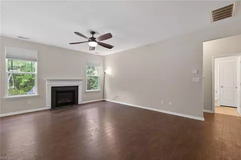 Living - 2147 Redgate Dr, Suffolk, VA 23434 photo 4 of 7
