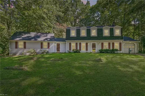 1 Mears Cir, Newport News, VA 23602