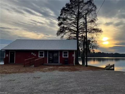 172 Bethel Fishing Center Rd, Hertford, NC 27944