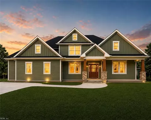 4020 Tucker Ln, Chesapeake, VA 23322