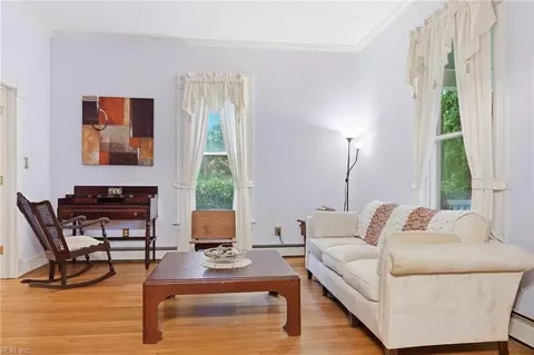 Living - 34079 Seaside Rd, Painter, VA 23420 photo 2 of 2